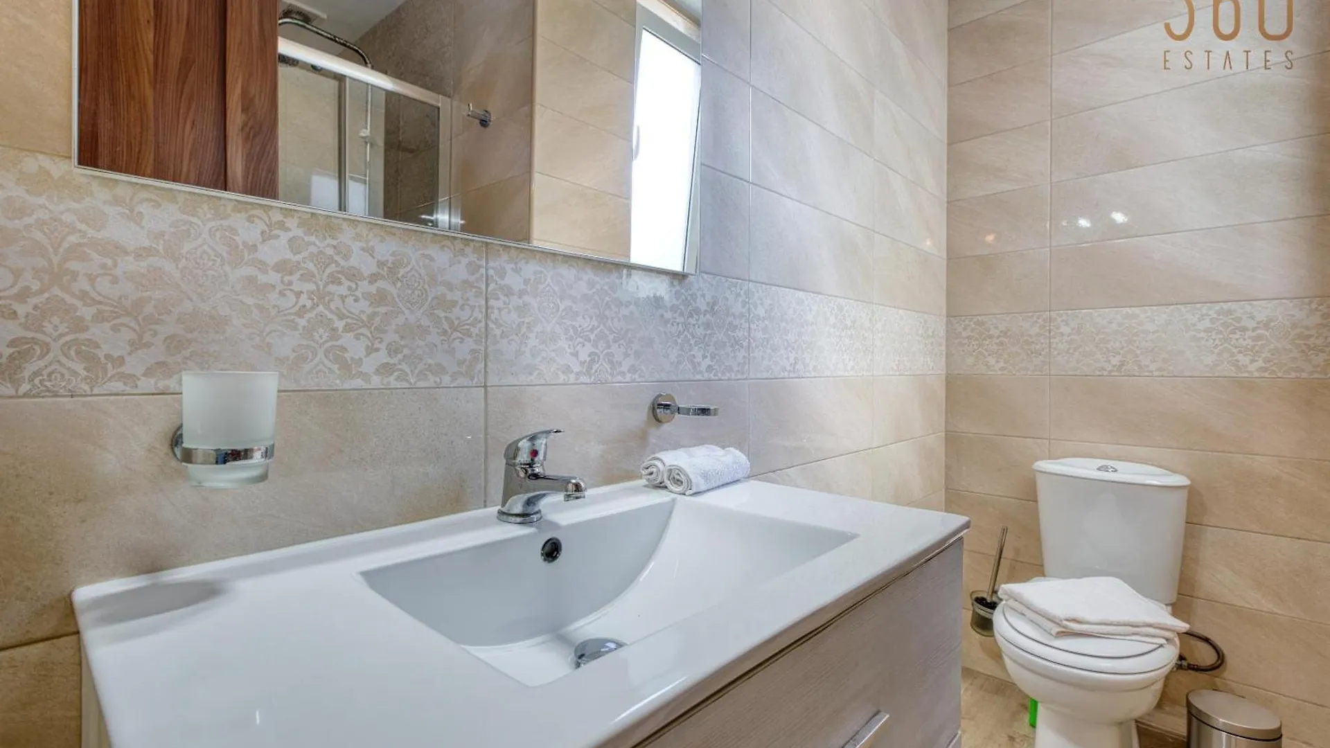 Central Sliema 2Br Stay With Private Balcony By 360 Estates Malta