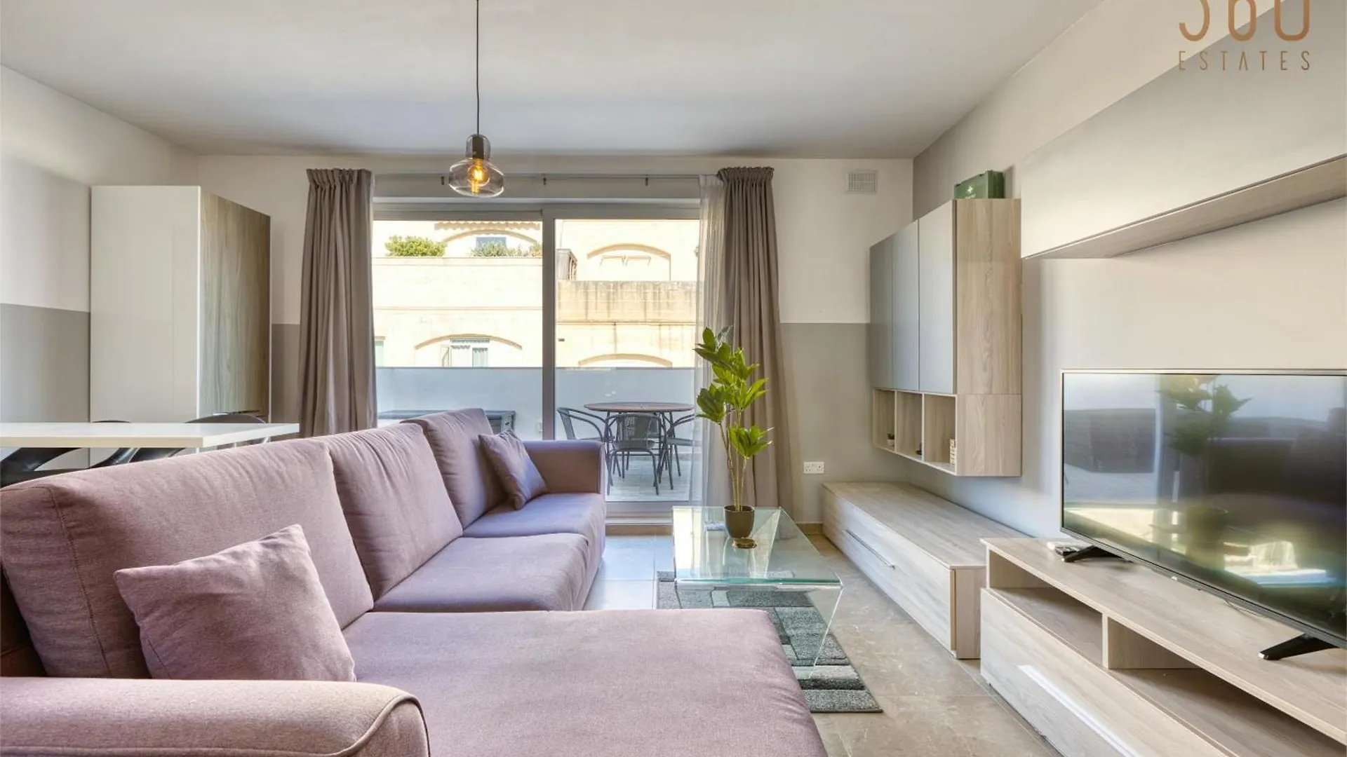 Central Sliema 2Br Stay With Private Balcony By 360 Estates 0*,  Malta