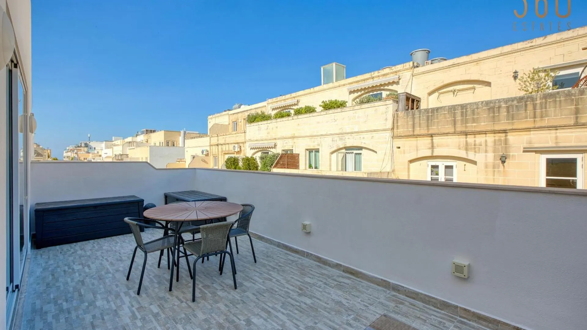 Apartment Central Sliema 2Br Stay With Private Balcony By 360 Estates Malta