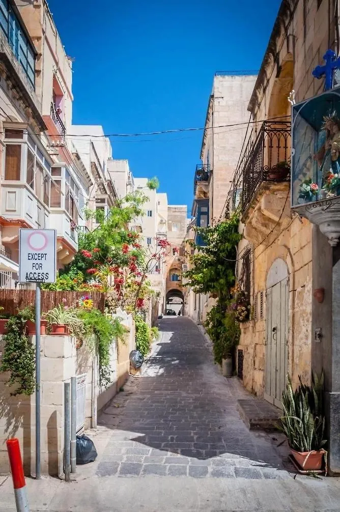 Central Sliema 2Br Stay With Private Balcony By 360 Estates Apartment