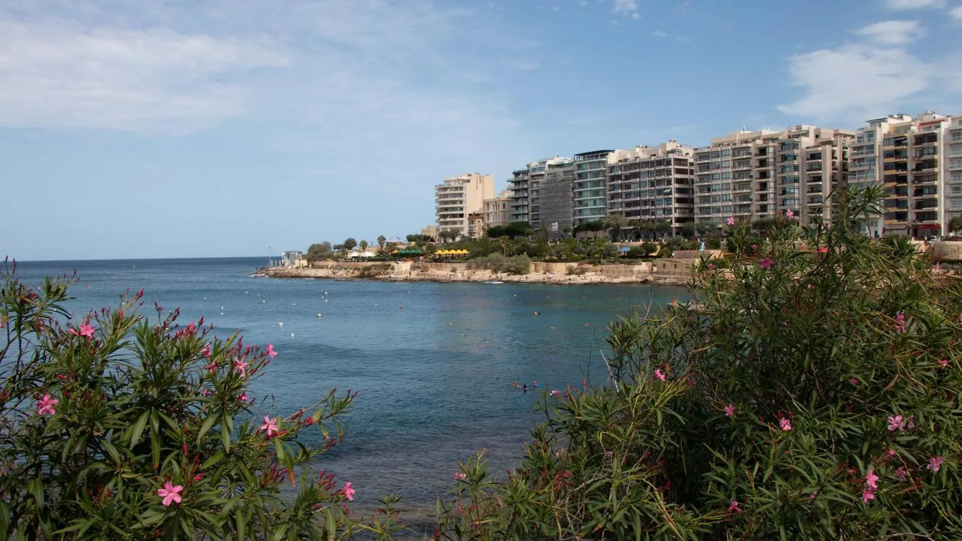 Apartment Central Sliema 2Br Stay With Private Balcony By 360 Estates