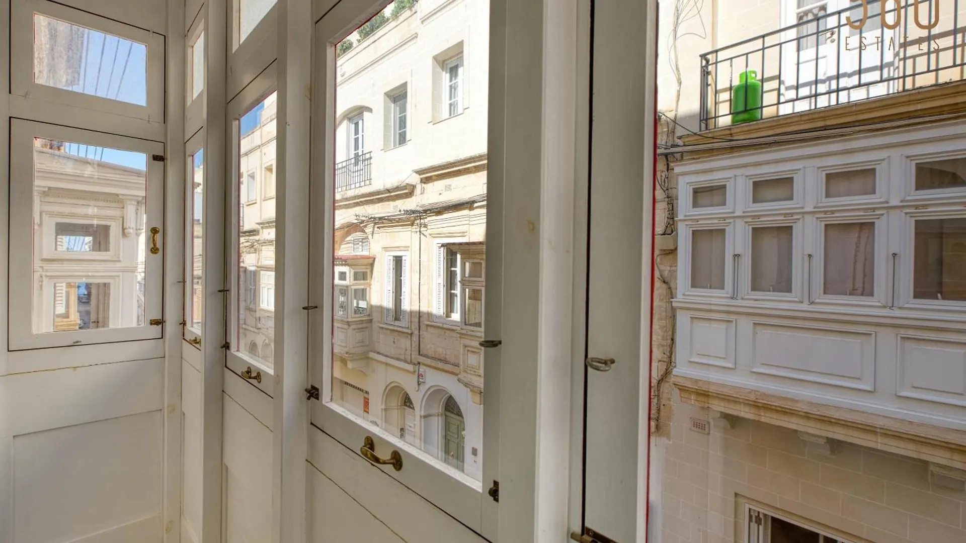 Apartment Central Sliema 2Br Stay With Private Balcony By 360 Estates